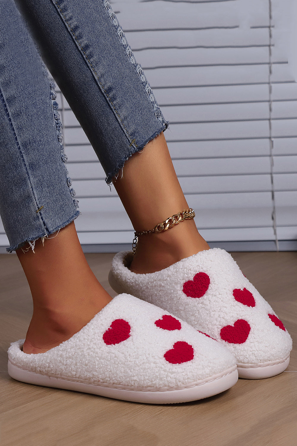 White Valentines Day Hearts Print House Slippers