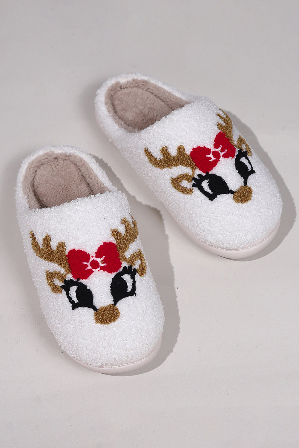 White Christmas Cartoon Pattern Slippers