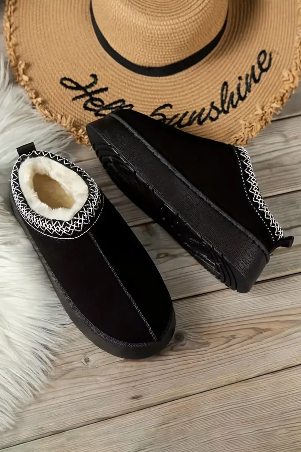 Black Contrast Print Suede Snow Boots