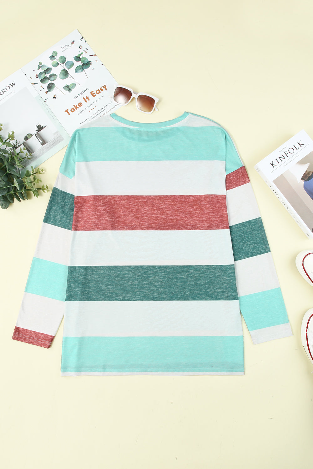 Green Plus Size Colorblock Pullover Top